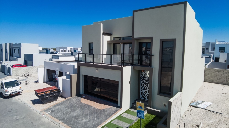 4 Bedroom Property for Sale in Sandown Western Cape